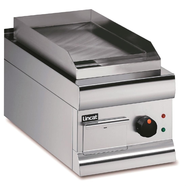 lincat-silverlink-600-machined-steel-electric-griddle-300mm-wide-gs3-e