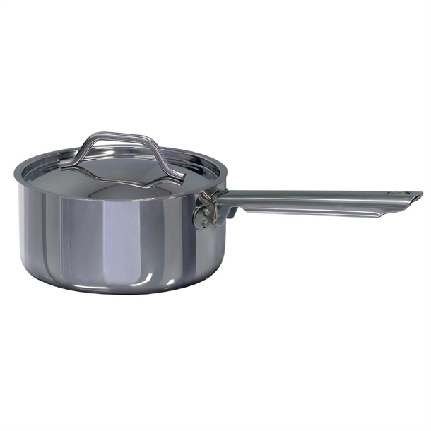 Folje Low Saucepan Including Lid - 3.3Ltr