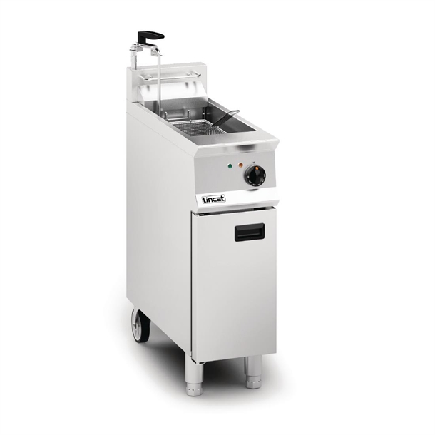 Lincat Opus 800 Elect Fryer Single Tank 300mm Single Pumped Filtration (B2B)