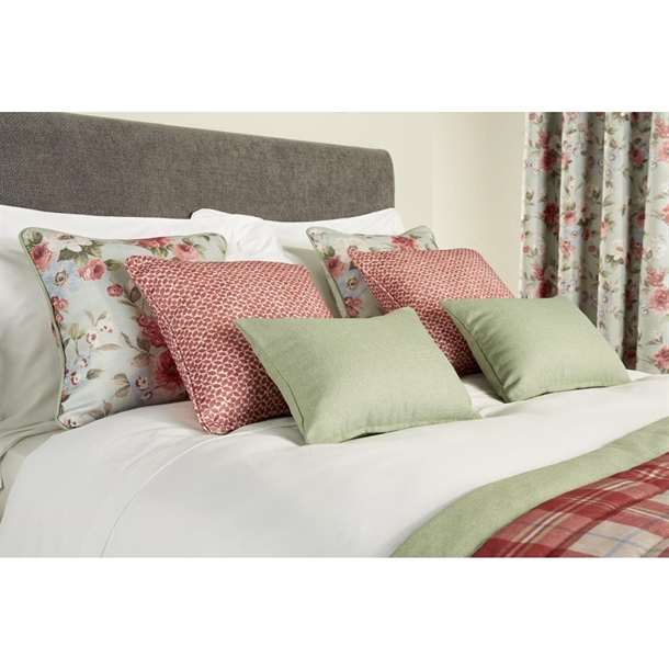 Luxury Nostalgia Cushion (Self piped) Tourmaline - 45x45cm (Leaf)
