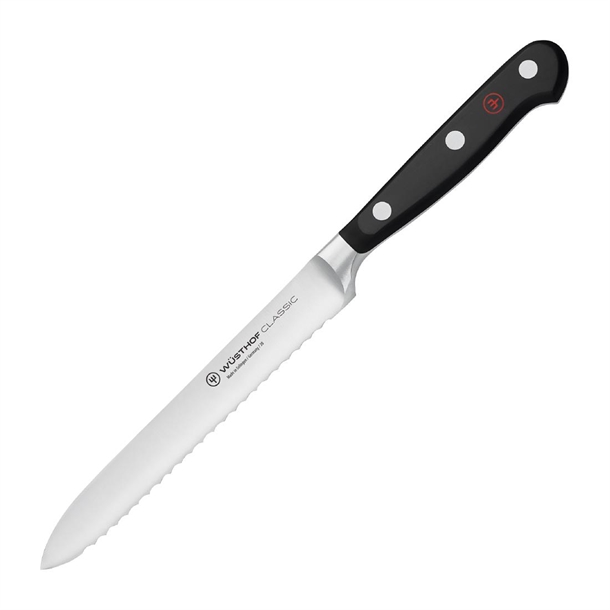 Wusthof Classic Serrated Utility Knife - 14cm
