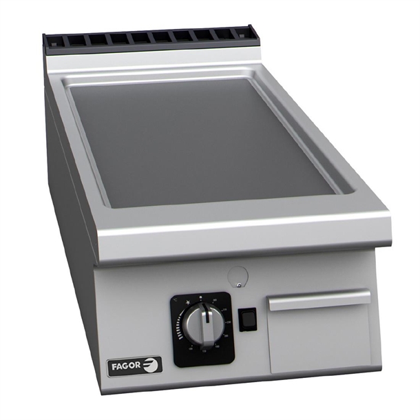 Fagor 900 Series Natural Gas Fry-top Smooth Plate Counter Top (Direct)