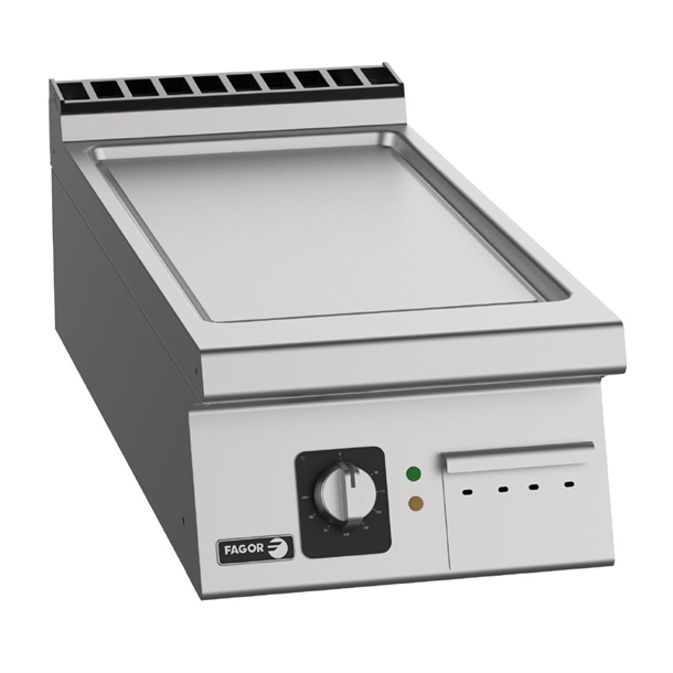 Fagor 900 Series Electric 3 Phase Fry-top Counter Top Smooth Plate (Direct)