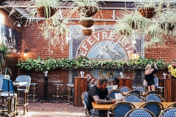 How to Open a Bistro