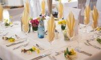 Linge de table avec bande de satin