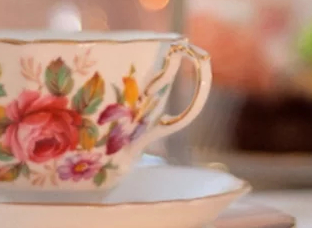 Hosting a Vintage Tea Party
