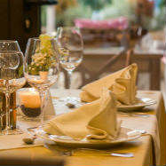 Preparing Your Table With Crockery