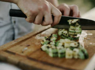 Keeping Your Wooden Chopping Boards Hygienic