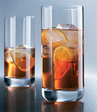 Glasses with ice