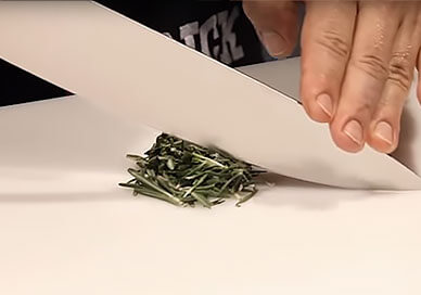 How To Chop - The Mincing