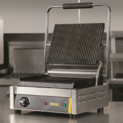 Buffalo Ribbed Plate Contact Grill